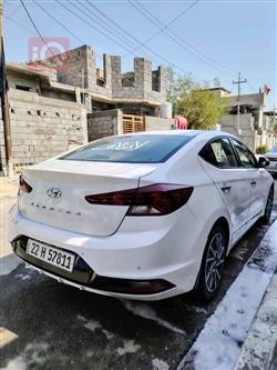 هیوندای ئەلەنترا